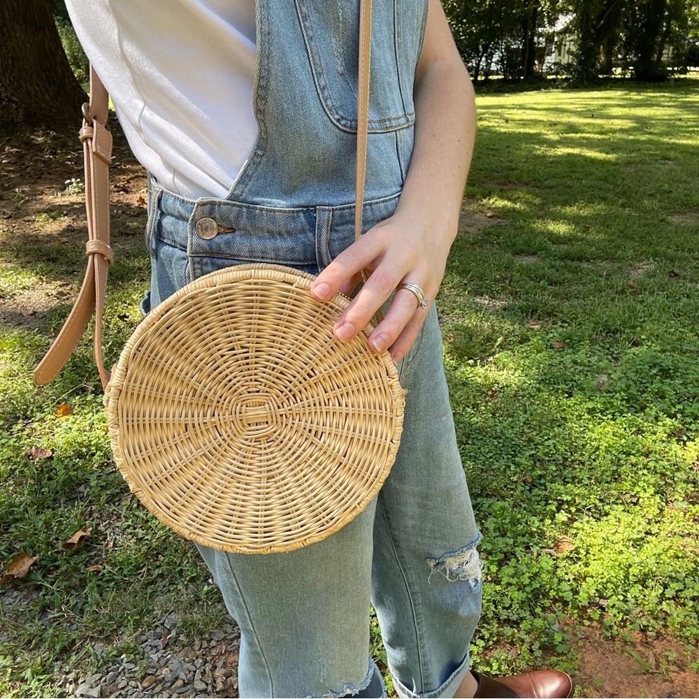 NWOT Target boho wicker raffia crossbody round basket purse with zipper